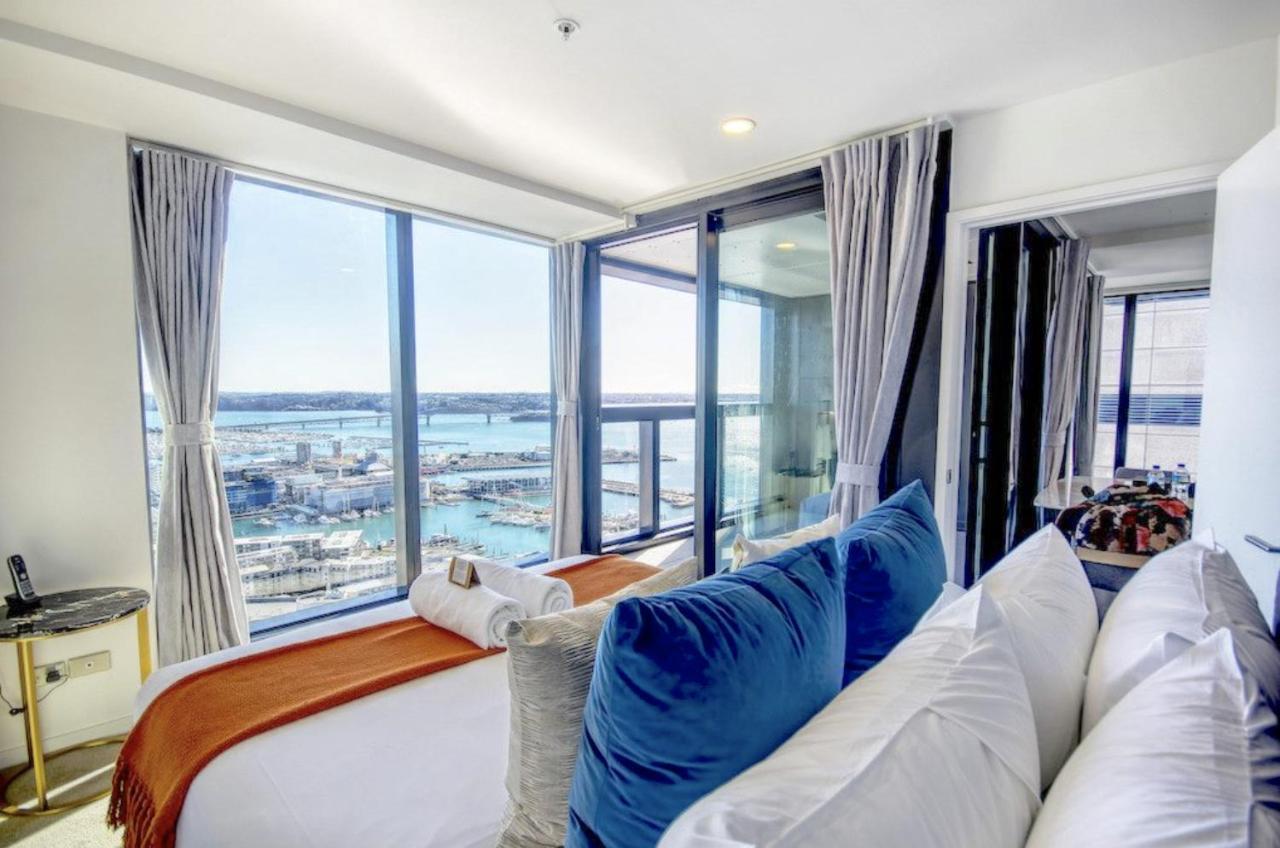 Magnificent Harbour View Skytower View Apartment In Cbd Auckland Kültér fotó