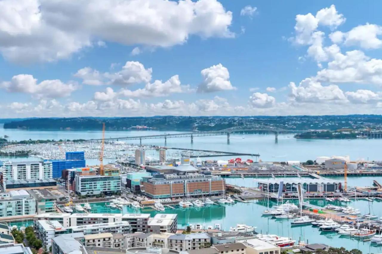 Magnificent Harbour View Skytower View Apartment In Cbd Auckland Kültér fotó