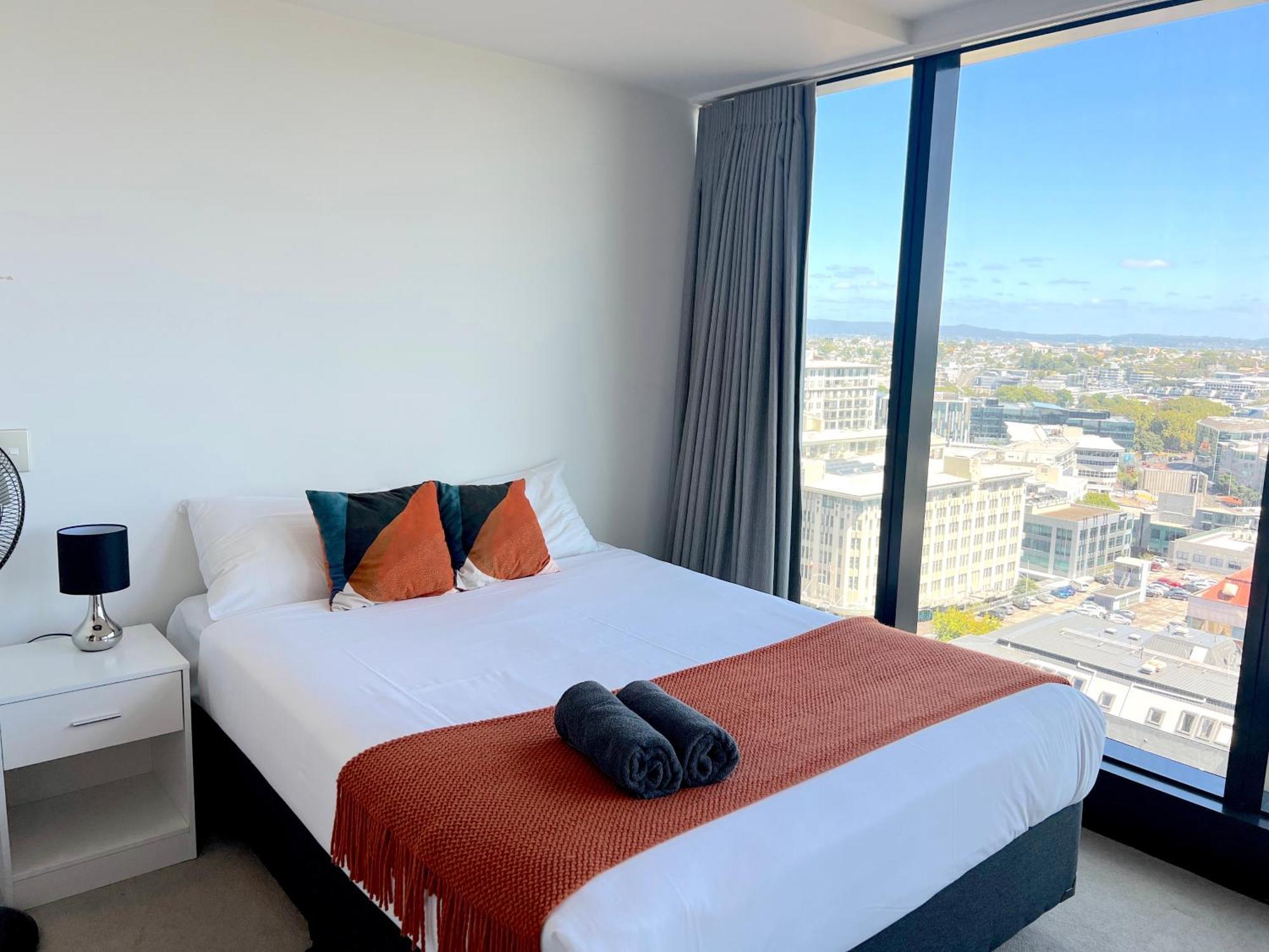 Magnificent Harbour View Skytower View Apartment In Cbd Auckland Kültér fotó