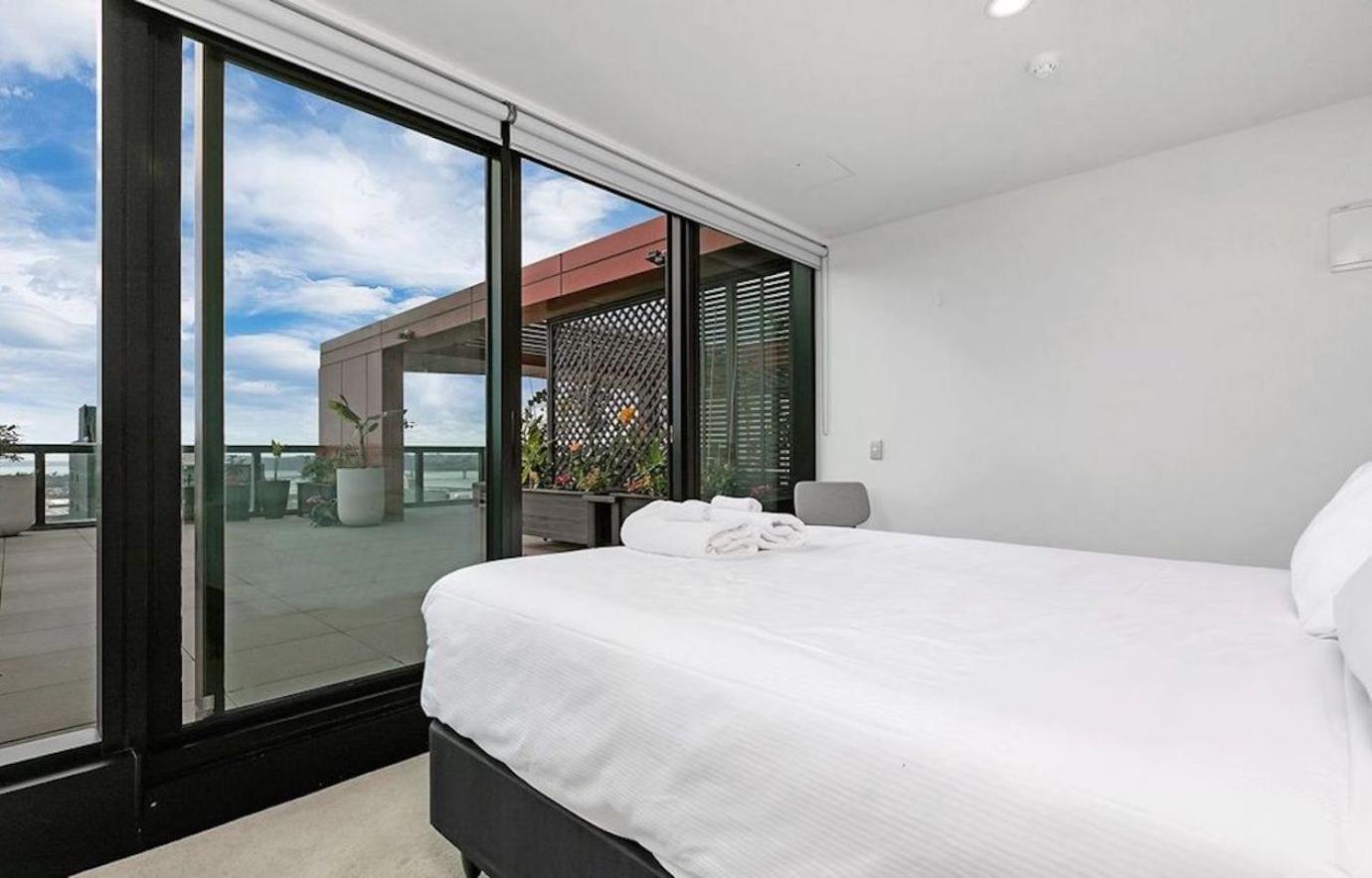 Magnificent Harbour View Skytower View Apartment In Cbd Auckland Kültér fotó