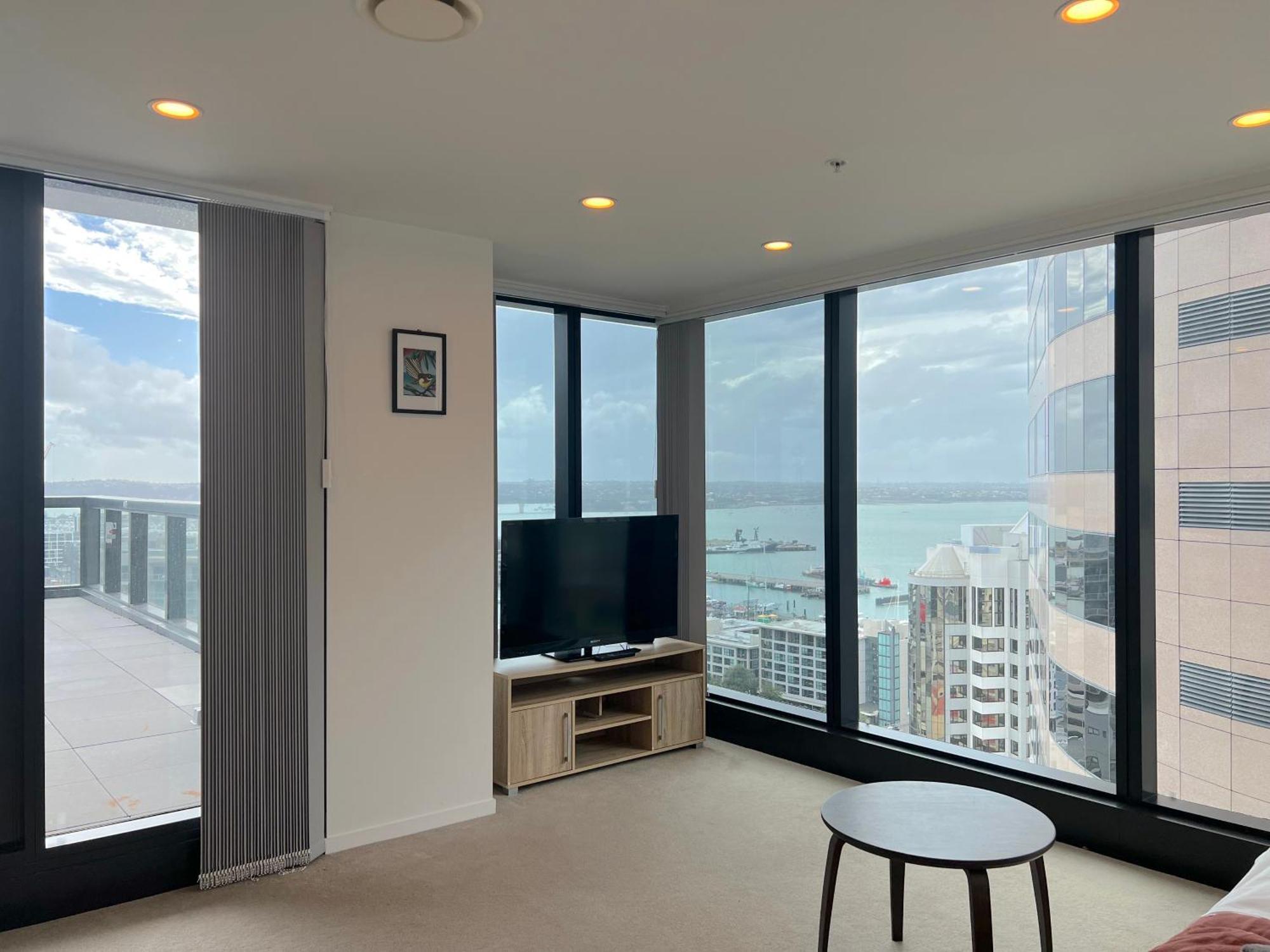 Magnificent Harbour View Skytower View Apartment In Cbd Auckland Kültér fotó