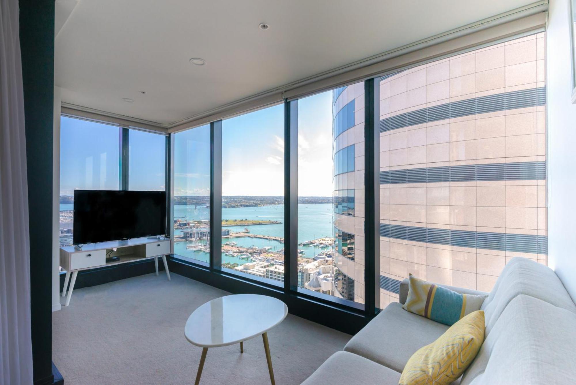 Magnificent Harbour View Skytower View Apartment In Cbd Auckland Kültér fotó